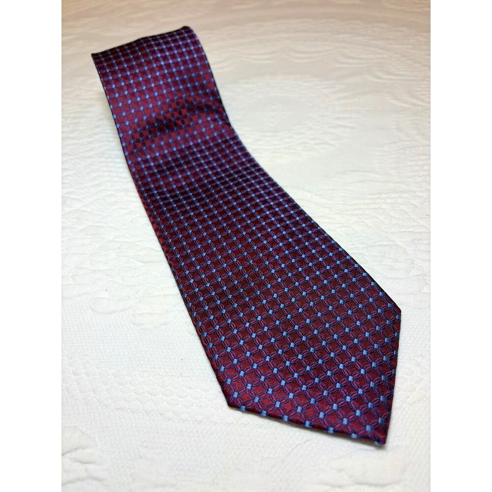 Tommy Hilfiger Mens Silk Necktie Burgundy Blue Geometric USA Vintage Tie